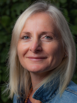 Nadine Maes